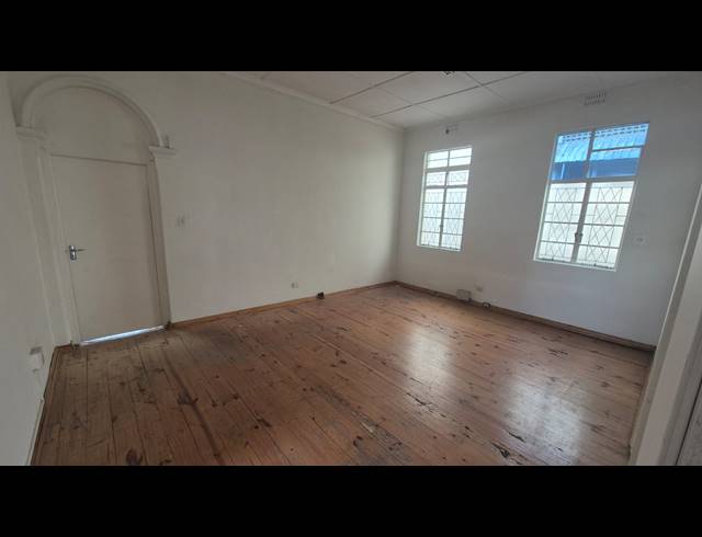 80M² OFFICE TO LET IN WINDERMERE